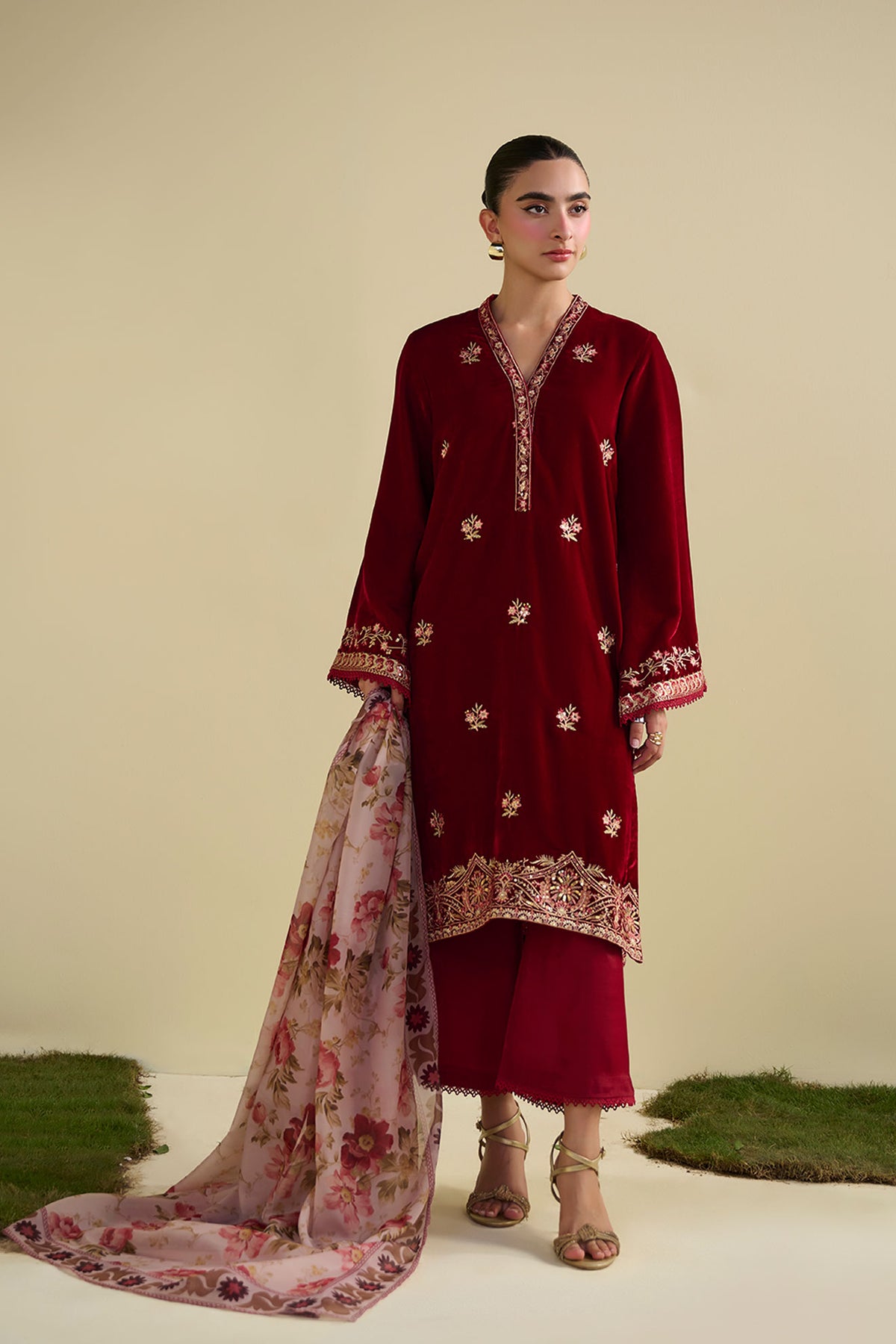 FW25DD-2828  BROWN PRINTED DUPATTA