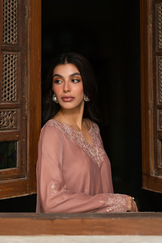 FW26DA-3006 DUSTY-ROSE 2PCS  EMBROIDERED KURTA WITH TROUSER