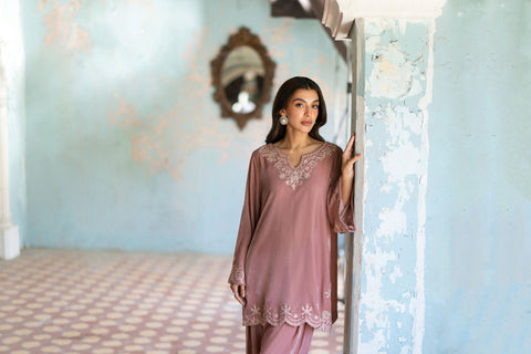 FW26DA-3006 DUSTY-ROSE 2PCS  EMBROIDERED KURTA WITH TROUSER