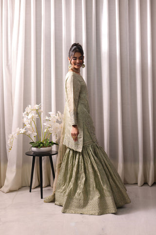 Reyna:  SS24HF-3011 L-GREEN 3Pcs