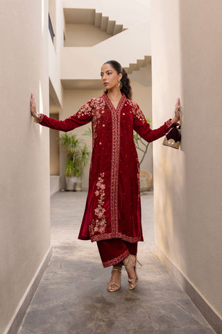 FW24DA-2613   MAROON  2PCS  EMBROIDERED KURTA WITH TROUSER