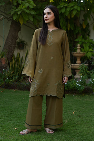 FW25DC-2876 OLIVE GREEN 2PCS  EMBROIDERED KURTA WITH TROUSER
