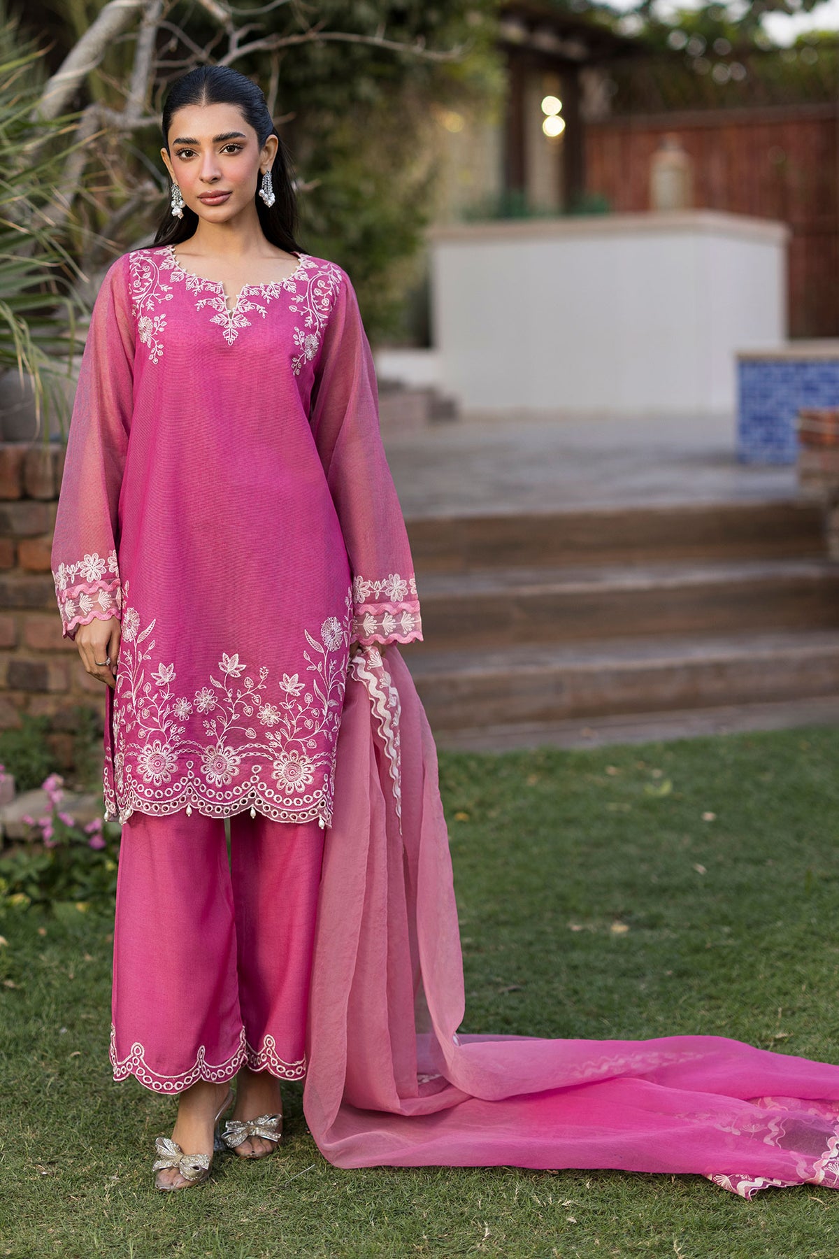 SS25DD-2775  MAGENTA EMBROIDERED  DUPATTA