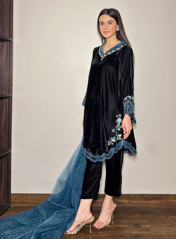 FW26DA-3016 BLACK 2PCS  EMBROIDERED KURTA WITH TROUSER