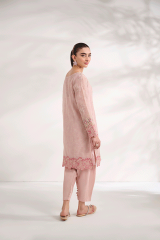 SS24DA-2591   L-PINK  2PCS  EMBROIDERED KURTA WITH TROUSER