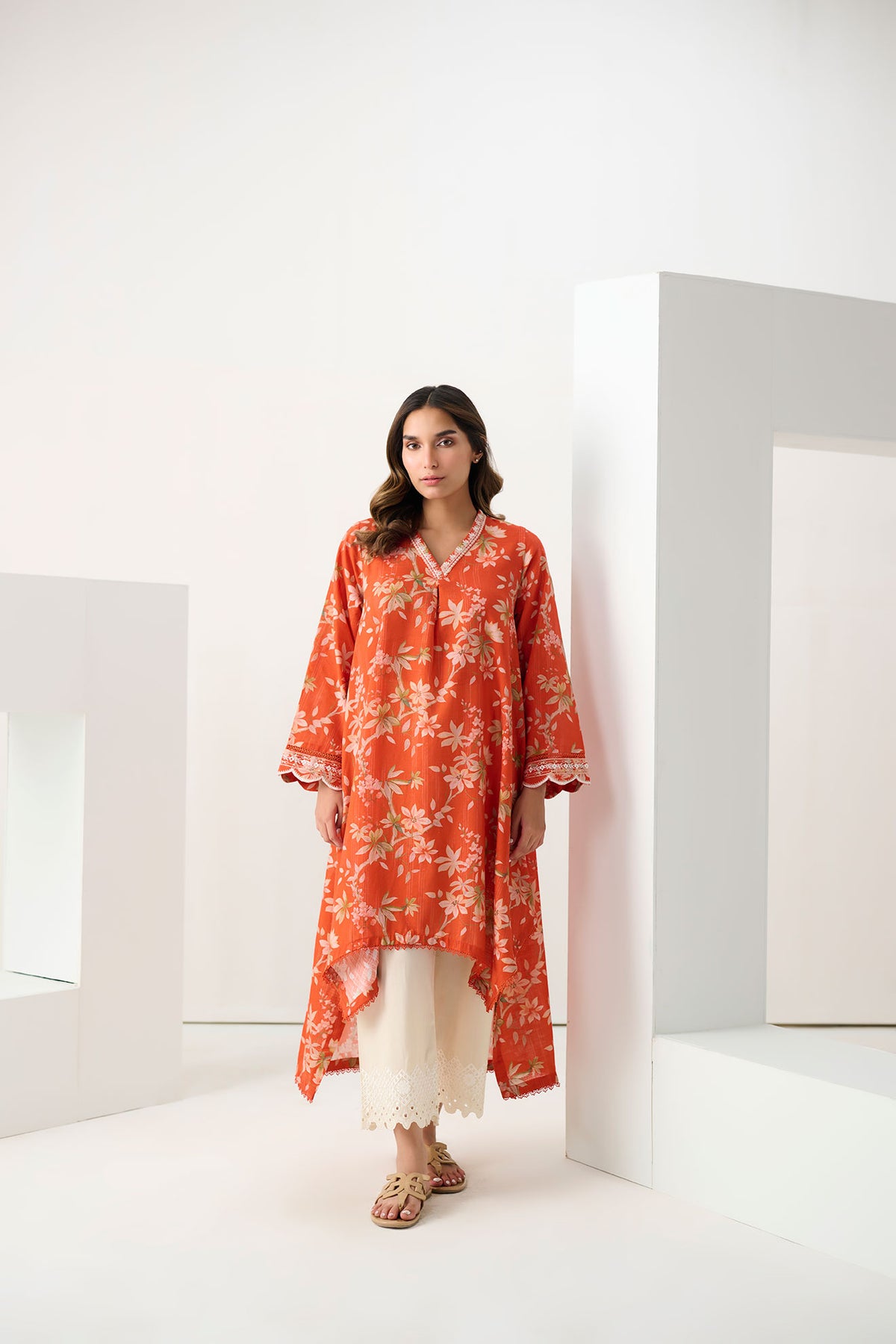 DC-0552 ORANGE PRINTED EMBROIDERED KURTA