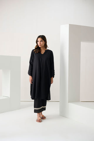 DC-2251 BLACK 2PCS  EMBROIDERED KURTA WITH TROUSER