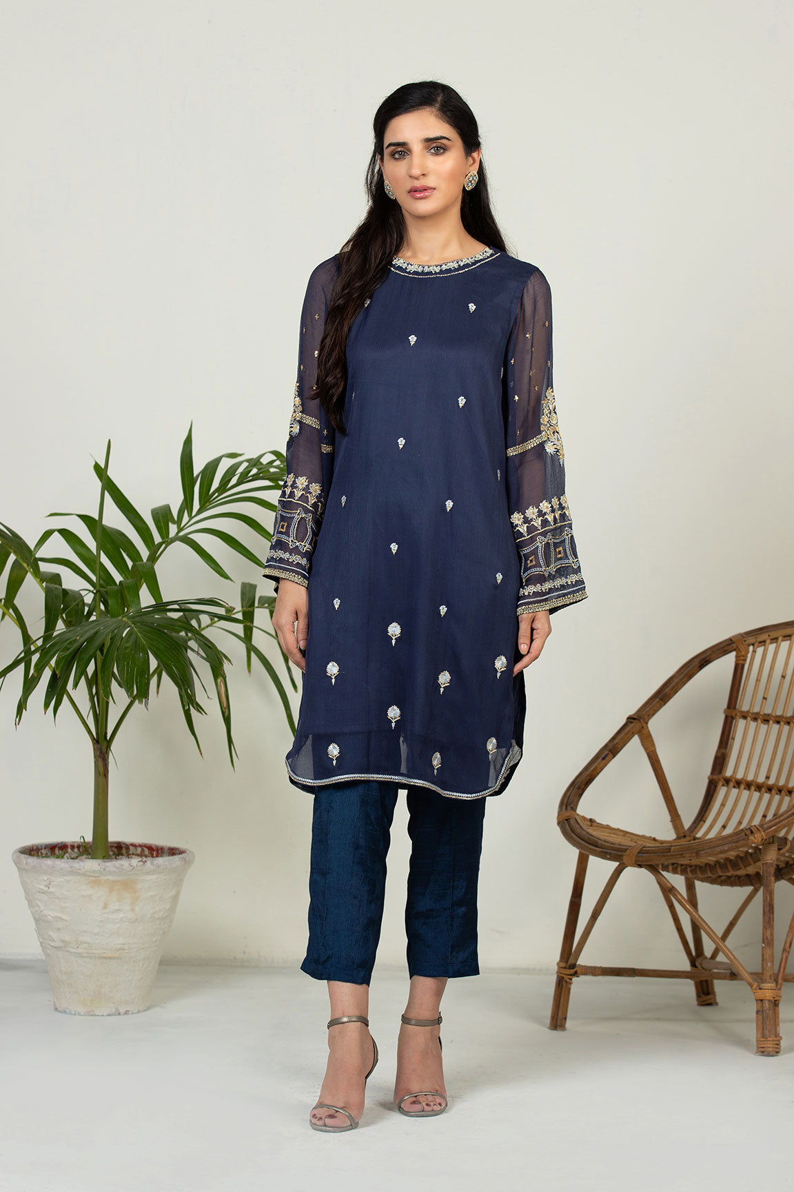 DA-1378 BLUE EMBROIDERED KURTA