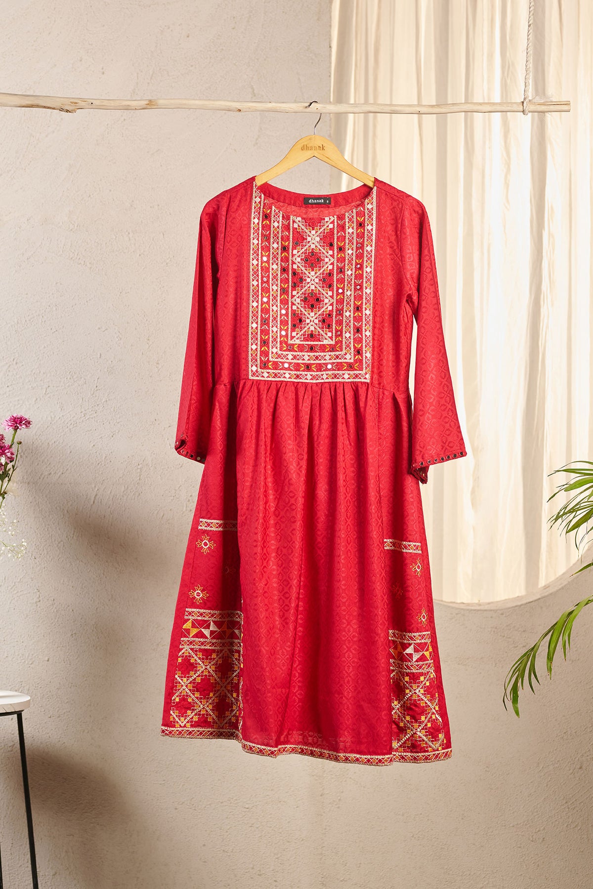 DA-1538 MAROON EMBROIDERED KURTA