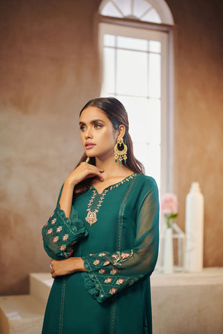 DA-1560 GREEN EMBROIDERED KURTA