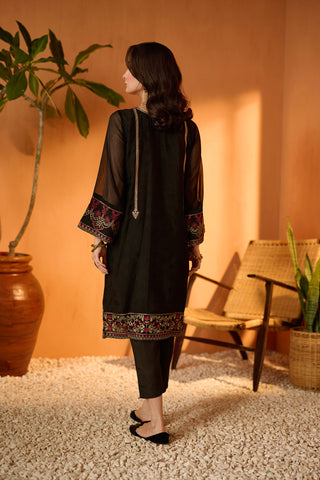 DA-1644 BLACK EMBROIDERED KURTA
