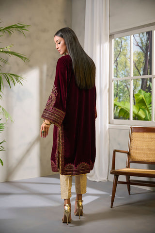 DA-1675 MAROON EMBROIDERED KURTA