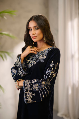 DA-1676 BLUE EMBROIDERED KURTA