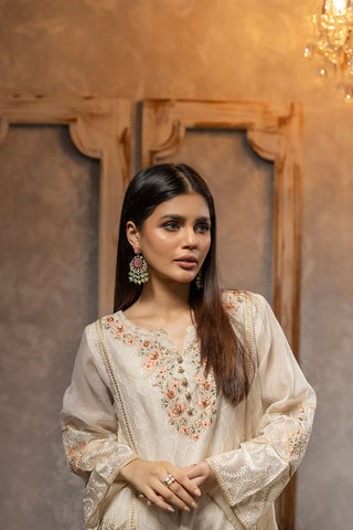 DA-1693 OFF-WHITE EMBROIDERED KURTA