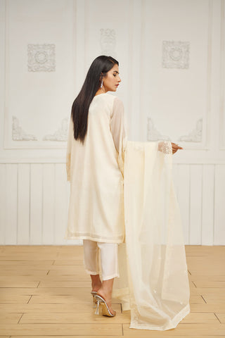 DA-2029 OFF WHITE EMBROIDERED KURTA WITH DUPATTA