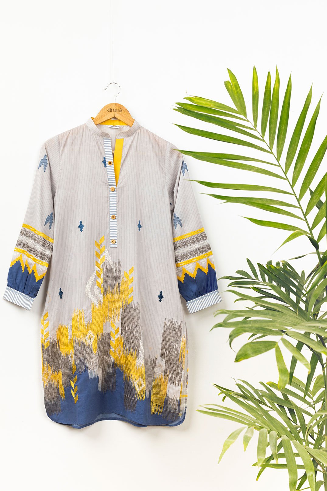 DC-0374 GREY EMBROIDERED KURTA