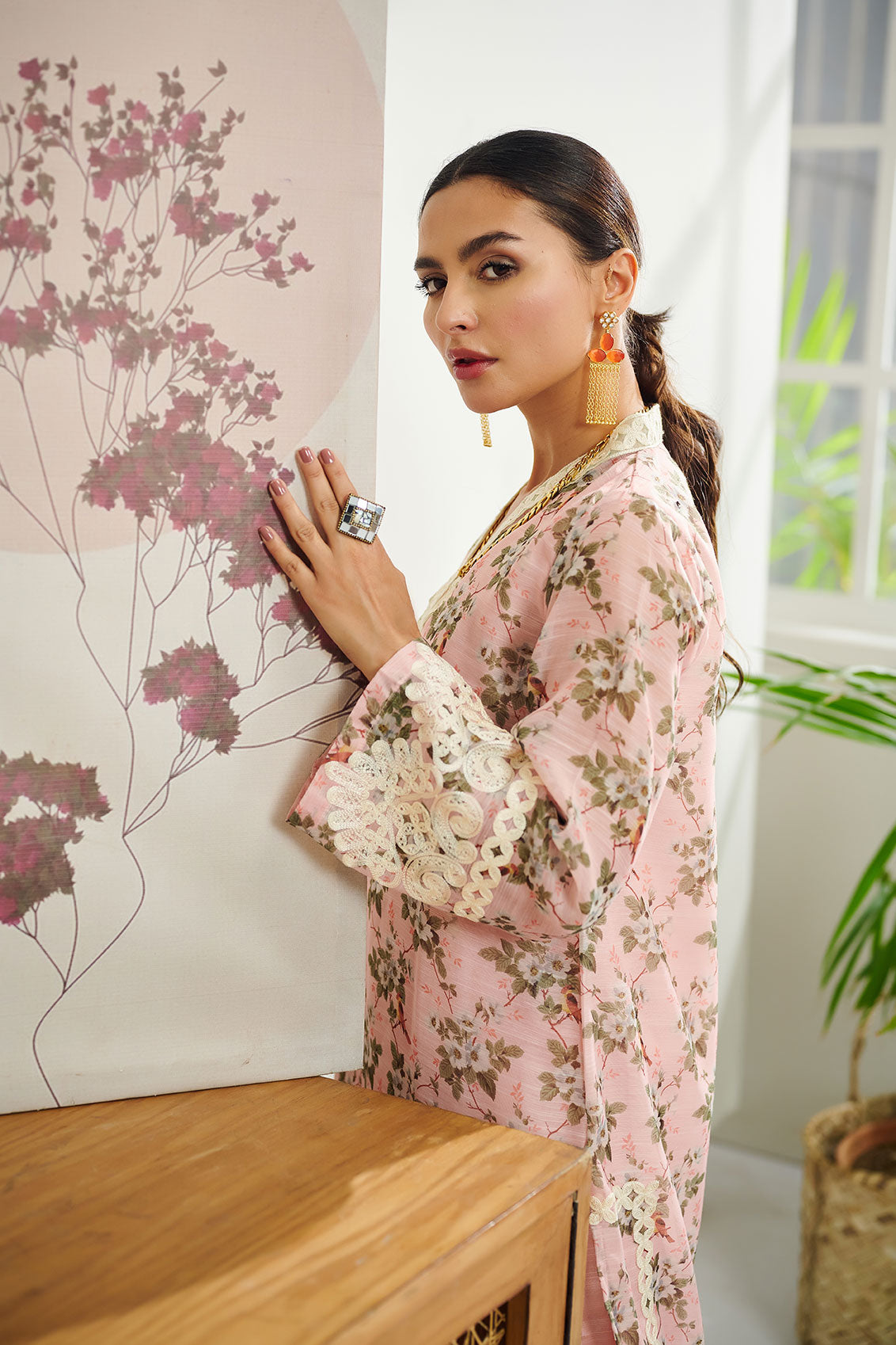 DC-0384 PINK 2PCS  EMBROIDERED KURTA WITH TROUSER