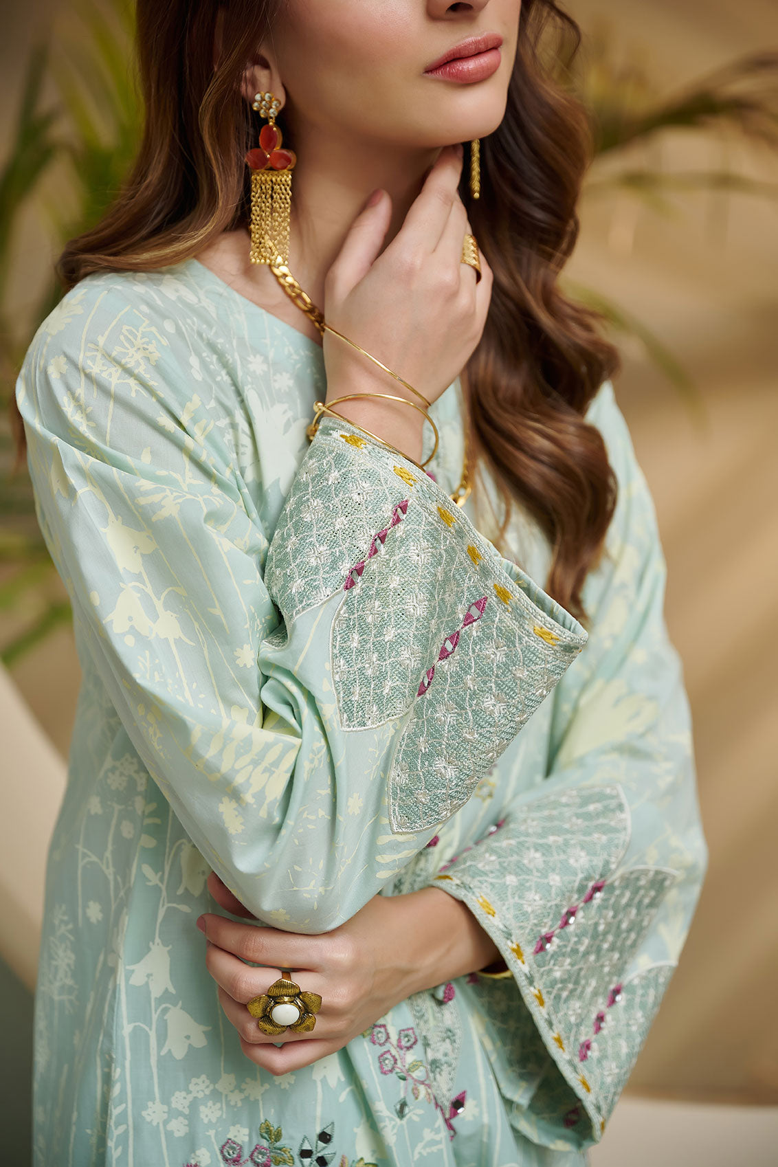DC-2035 LIGHT GREEN 2PCS  EMBROIDERED KURTA WITH TROUSER