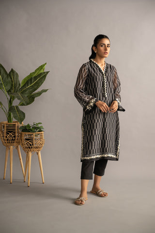 DC-2074 BLACK MUNAR 2PCS EMBROIDERED KURTA WITH TROUSER