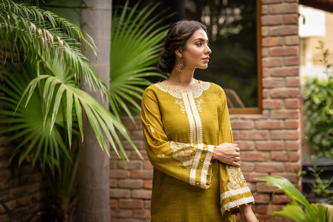 DC-2105 GREEN 2PCS  EMBROIDERED KURTA WITH TROUSER