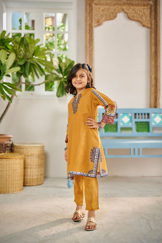 DK-0131 MUSTARD 2PCs