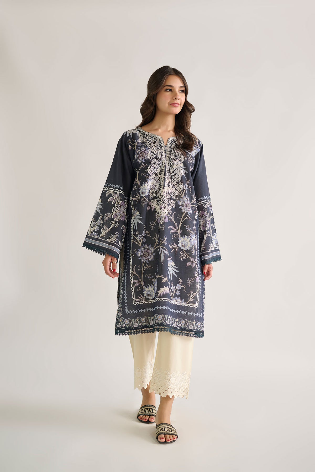 DC-0456 GREY EMBROIDERED KURTA