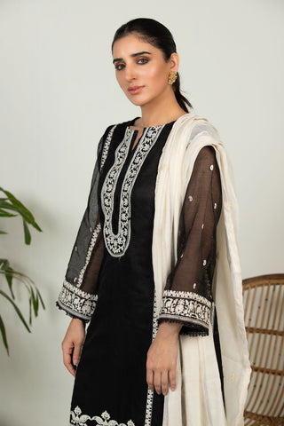 DA-2019 BLACK EMBROIDERED KURTA WITH DUPATTA