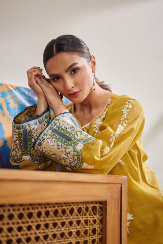 DC-0411 GREEN 2PCS  EMBROIDERED KURTA WITH TROUSER